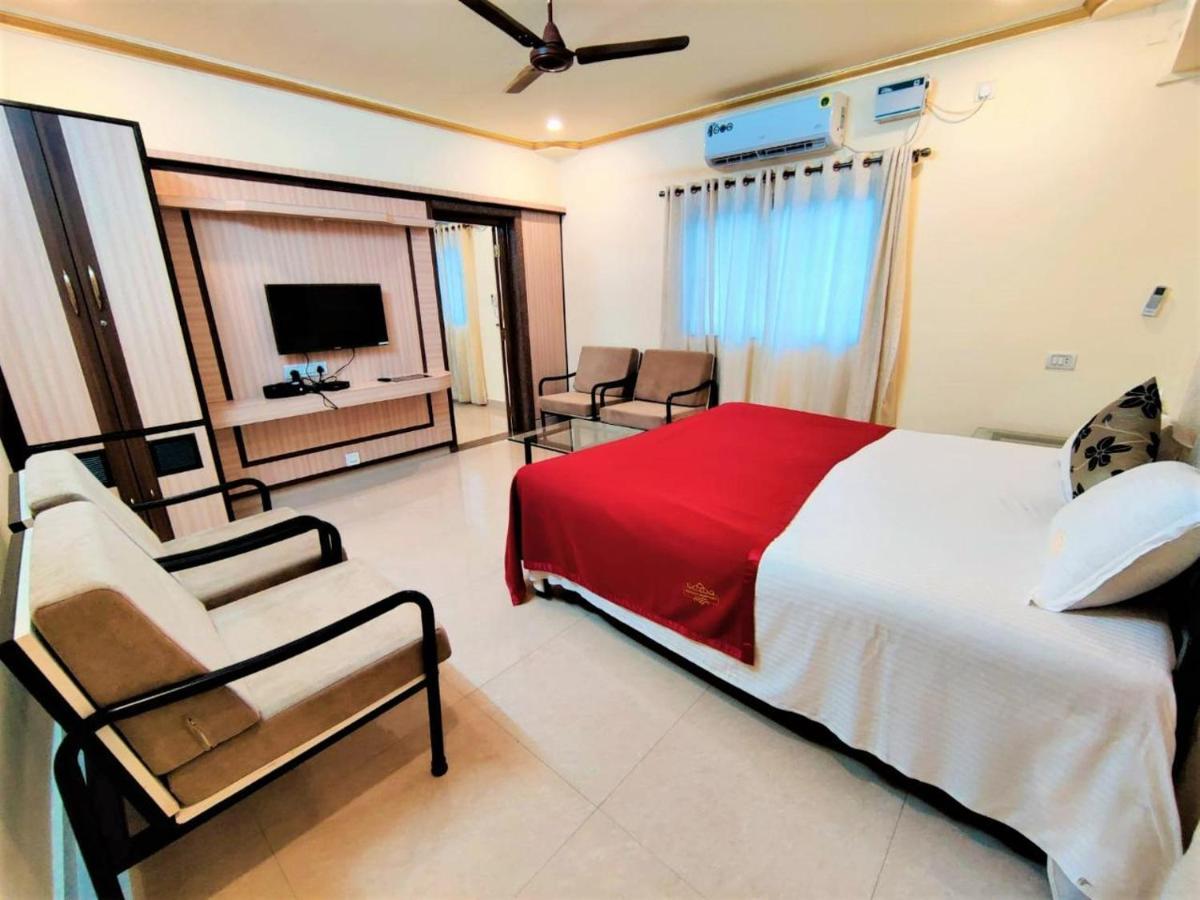Shradha Luxury