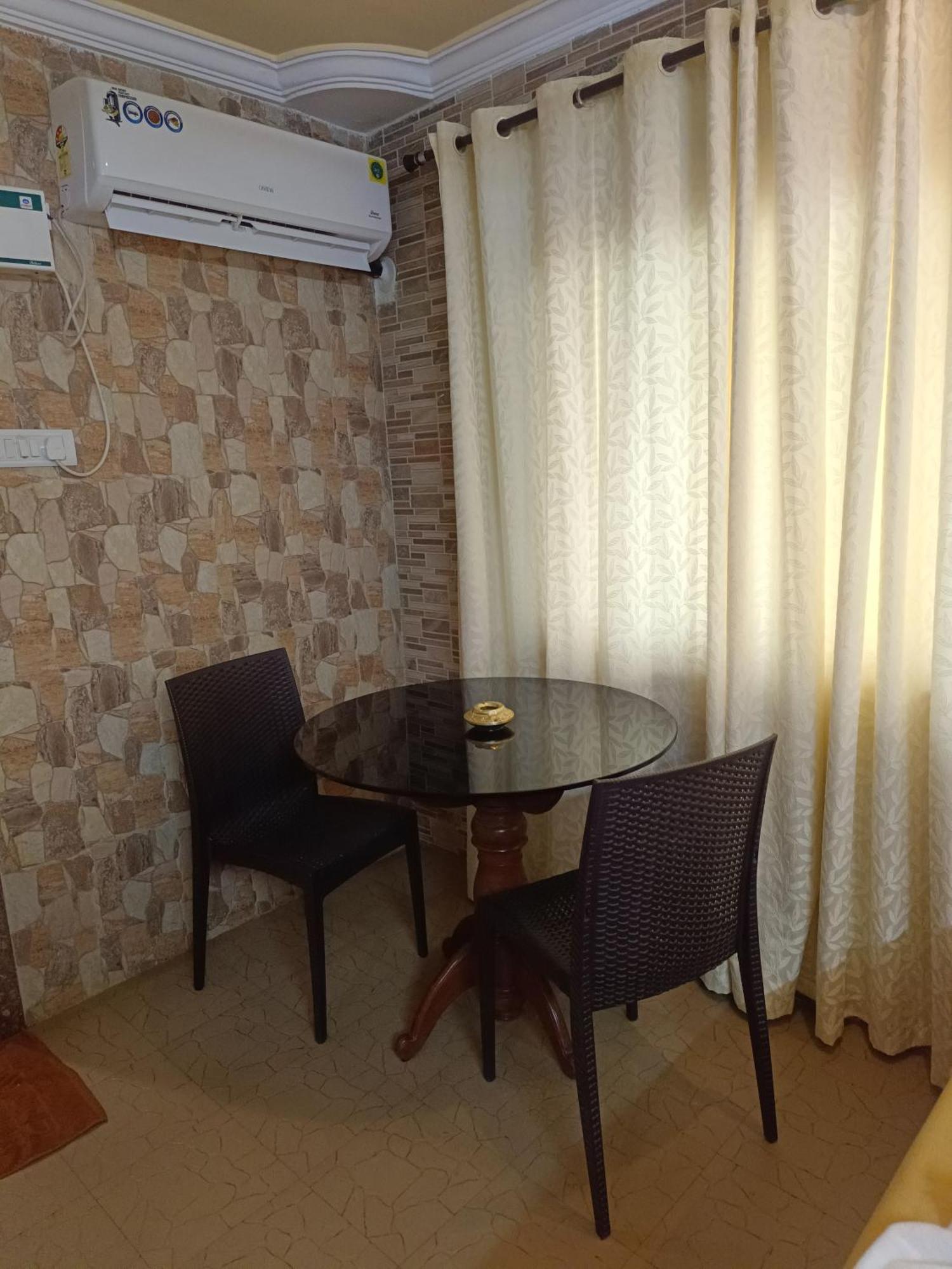 Shradha Luxury Apartment